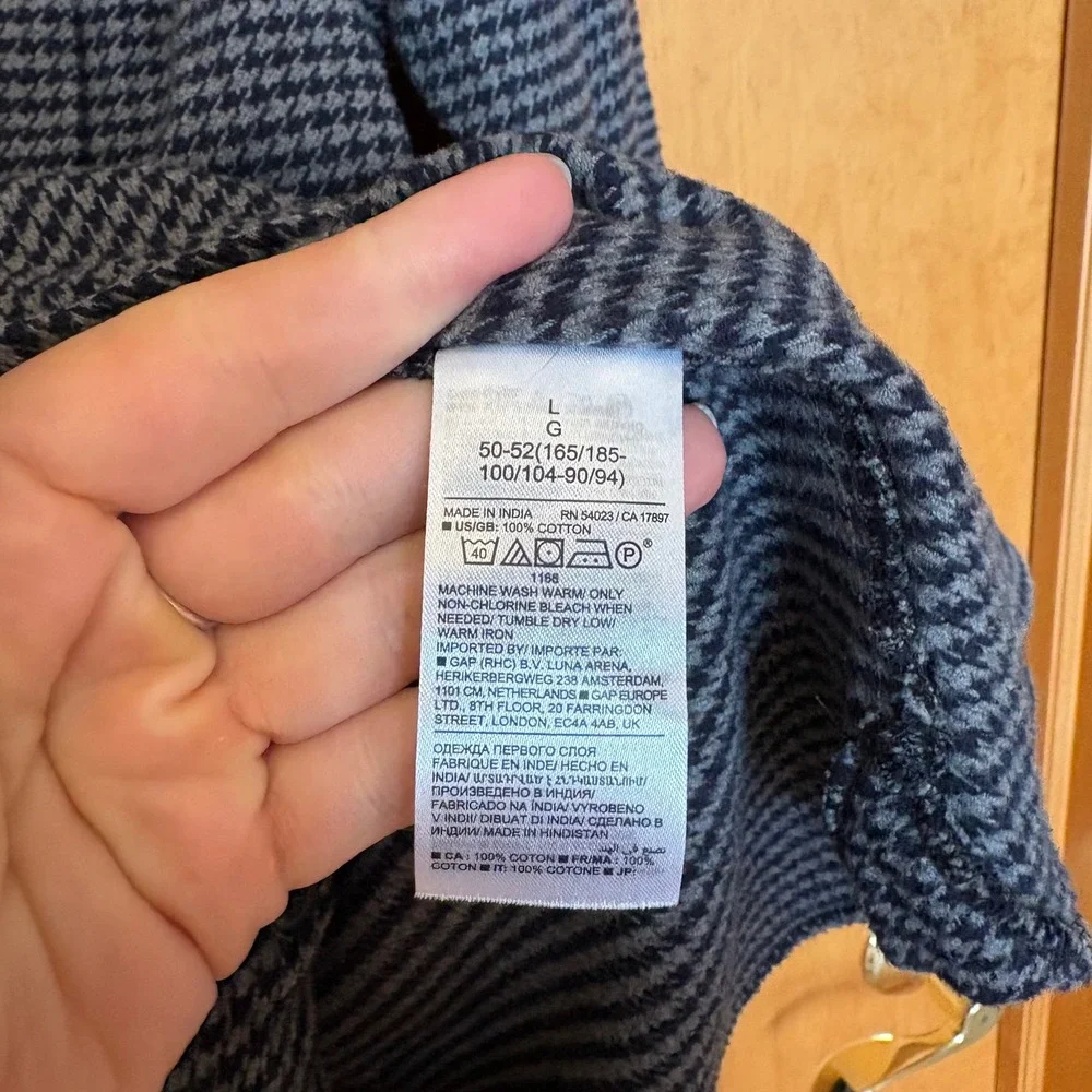 Banana Republic wrap yourself